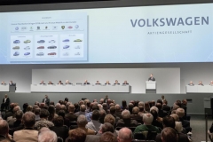 volkswagen_annual_meeting_electric_motor_news_03