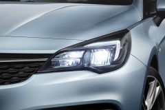Opel-Astra-LED-Headlights-508681