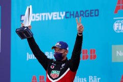 André Lotterer (DEU), Tag Heuer Porsche celebrates 2nd on the podium
