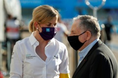 Susie Wolff, Team Principal, Venturi chats with Jean Todt, FIA President