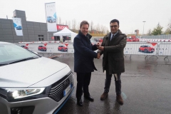 Hyundai_IONIQ_Hybrid_Comune_Bologna_electric_motor_news_01