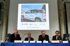 Da sinistra Paolo Bacchetta CEO ITALGAS RETI, Paolo Gallo CEO ITALGAS, Alfredo Altavilla COO FCA EMEA, Giacomo Carelli CEO FCA Bank-Leasys.