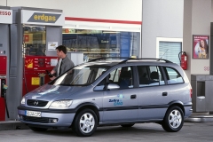 Opel-Zafira-61720