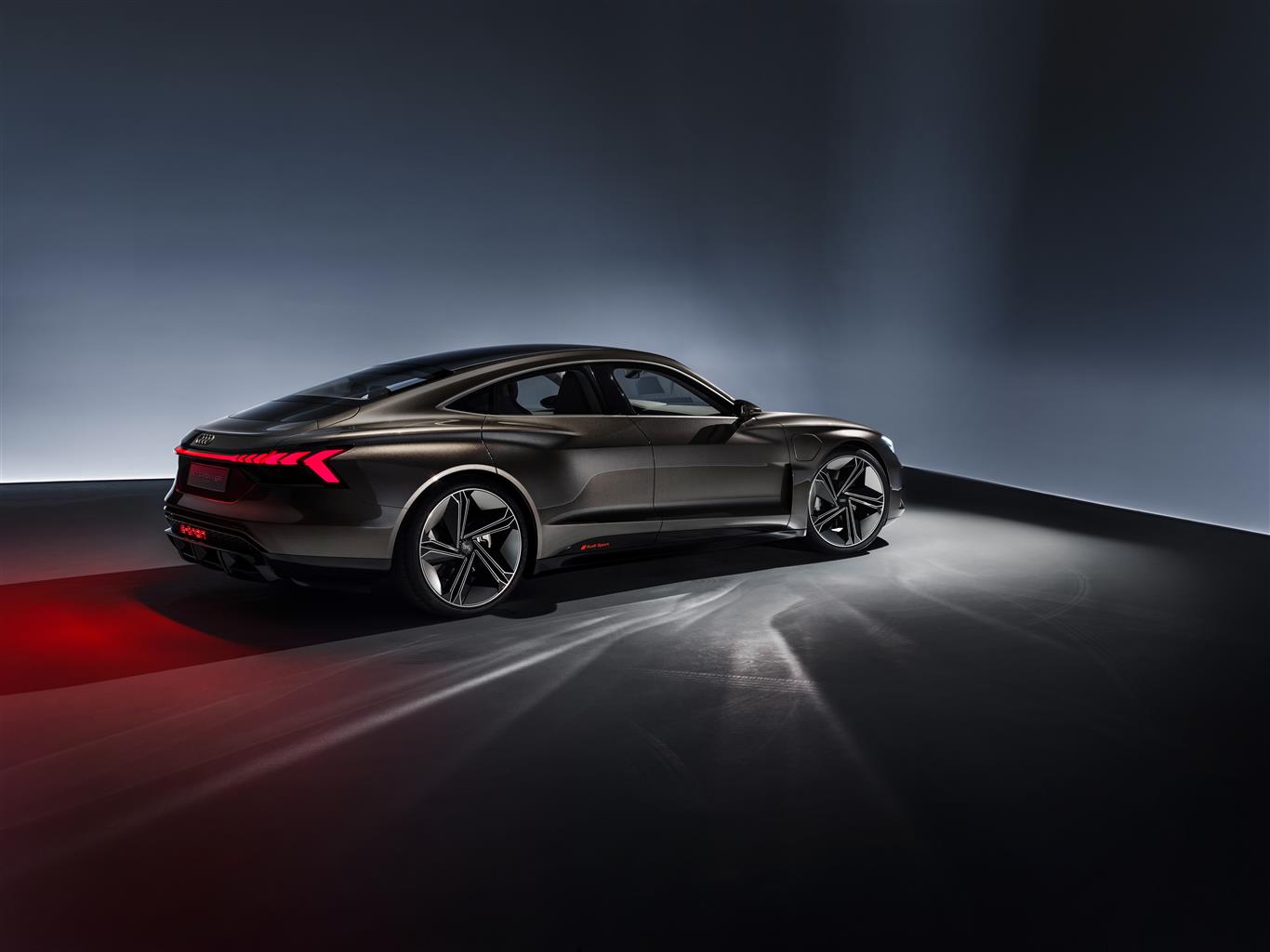media-Audi-e-tron-GT-concept_011