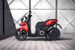 seat_-e-Scooter_electric_dmotor_news_02