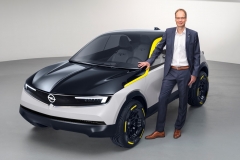 Michael_Lohscheller_Opel_GT_X_Experimental_electric_motor_news_02