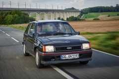 1988-Opel-Corsa-GSi-504890_0