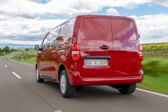 Opel-Vivaro-Crew-Van-507521