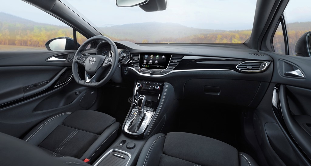 en_Opel-Astra-Interior-507809