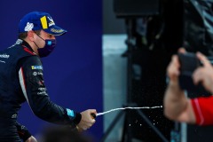 Robin Frijns (NLD), Envision Virgin Racing, 2nd position, sprays champagne on the podium