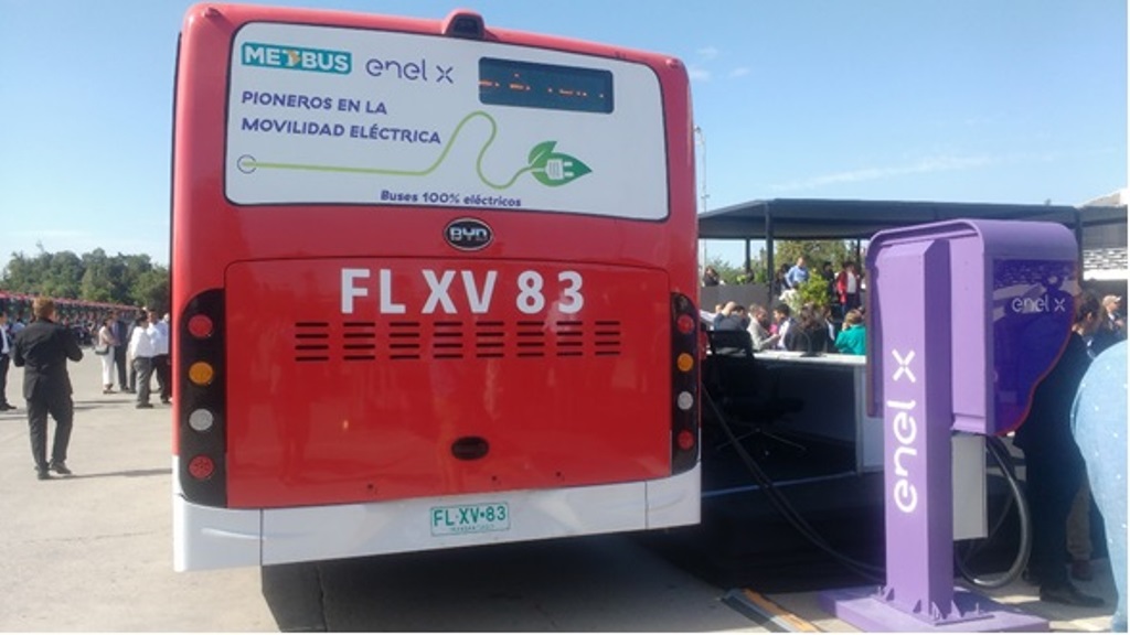 byd_buses_santiago_cile_electric_motor_news_16