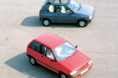 Mazda-121-2nd-Generation-1990