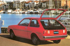 Mazda-323-1977