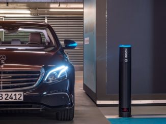 Parcheggio autonomo Mercedes-Benz e Bosch