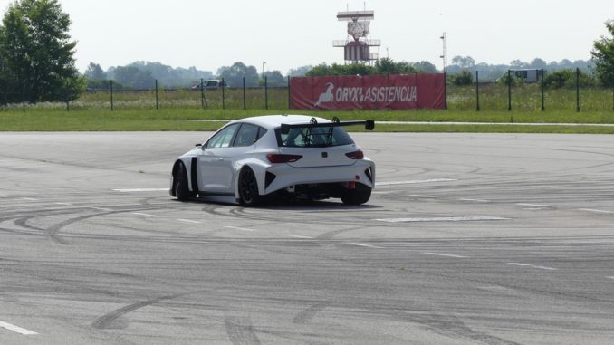 Test Cupra e-Racer