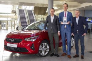 Nuova Opel Corsa premiata con il “Connected Car Award”