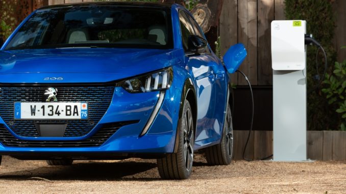 Nuova Peugeot 208