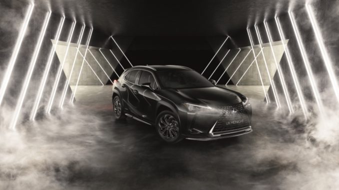 Midnight Edition di Lexus UX Hybrid