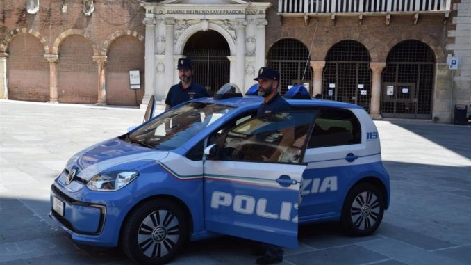 Polizia Verona Volkswagen e-Up!