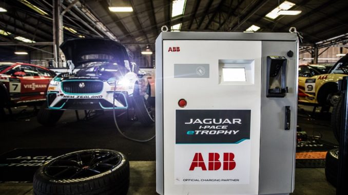 ABB attraverso il Jaguar I-Pace e-Trophy ha sviluppato i caricabatterie per la Formula E Gen3
