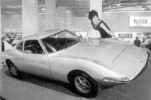 Storia. Opel Experimental GT
