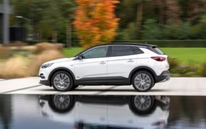 I segreti della Opel Grandland X Hybrid