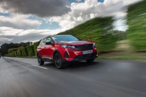 Nuova opzione “Black Pack” di Peugeot 3008 GT