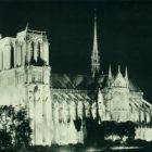 Notre Dame illuminata da Jacopozzi