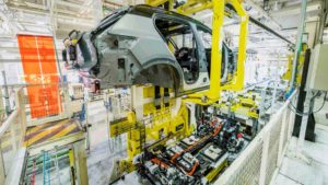 Avviata la produzione dell’elettrica Volvo XC40 Recharge