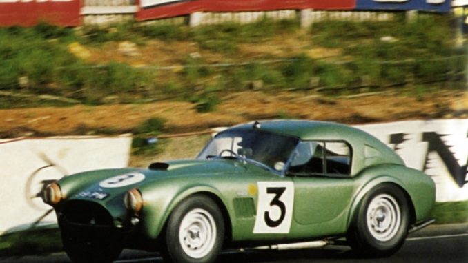 AC Cobra lancia la serie di auto elettriche Le Mans