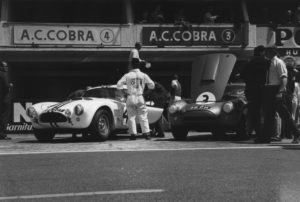 AC Cobra lancia la serie di auto elettriche Le Mans