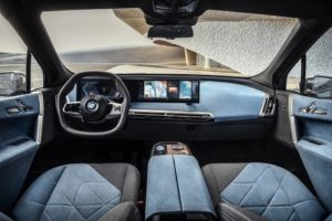 Primo sguardo sulla futura BMW iX