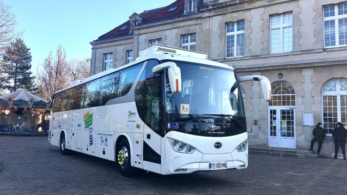 Primo autobus elettrico BYD per l’hinterland di Parigi