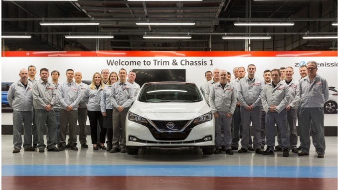 Nissan Leaf supera in produzione la Bluebird