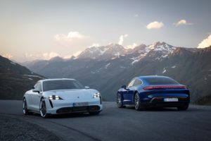 Primi modelli di Porsche Taycan con aggiornamento di software gratuito
