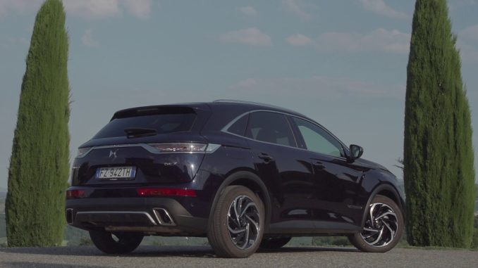 DS 7 Crossback e il mondo dell’artigianato nel golf