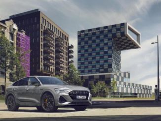 L’esclusivo look e la ricarica rapida di Audi e-tron 2022