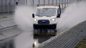 Ford E-Transit elettrico sottoposto a severi test