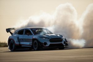 Esperienza di guida elettrica Ford al Goodwood Festival of Speed