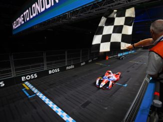 Formula E: prima vittoria di Alex Lynn al secondo Heineken London E-Prix