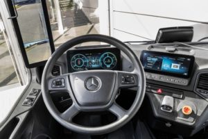 Anteprima mondiale del nuovo Mercedes Benz eActros