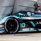 Sam Bird (GBR), Jaguar Racing, Jaguar I-TYPE 5, crashes out in FP1
