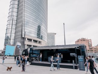 Il supporto del Leone alla mobilità sostenibile con Peugeot Electric Experience