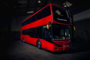 Equipmake in partnership con Beulas lancia il bus elettrico Jewel E