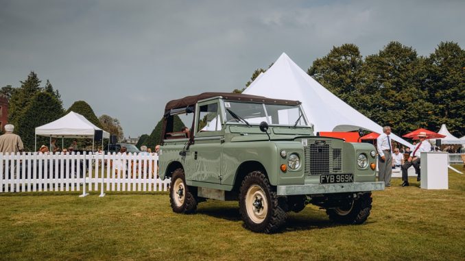 La Land Rover elettrica di Everrati debutta al Concours of Elegance 2021