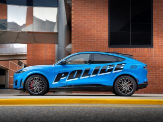 Mustang Mach-e, il primo veicolo elettrico a superare i test della polizia dello Stato del Michigan