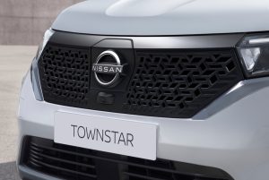 Nuovo veicolo commerciale compatto Nissan Townstar, anche elettrico