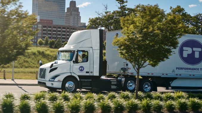 Il più grande ordine di camion elettrici preso da Volvo in Nord America