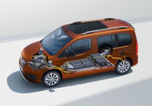 Opel Combo e-Life, cinque o sette posti per la mobilità elettrica quotidiana