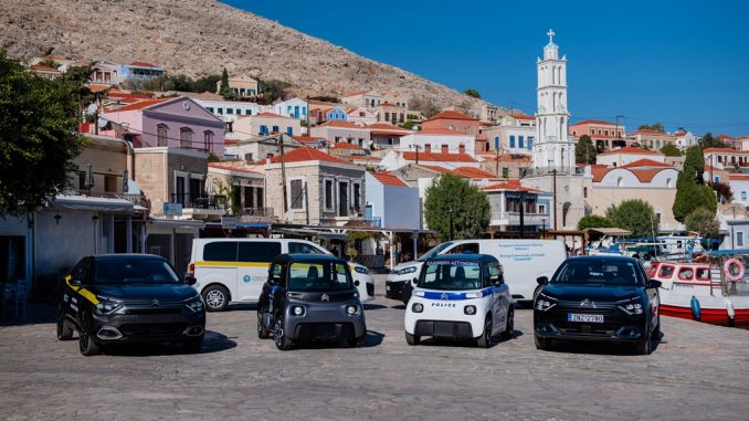 Sei veicoli Citroën all'isola greca di Chalki